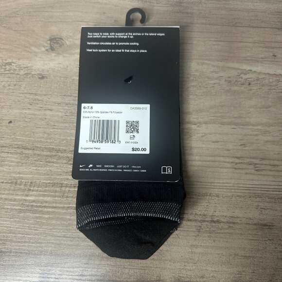 NWT Nike Unisex Spark Lightweight No Show Run Socks Black Size Small (DA359-010) - Picture 5 of 8